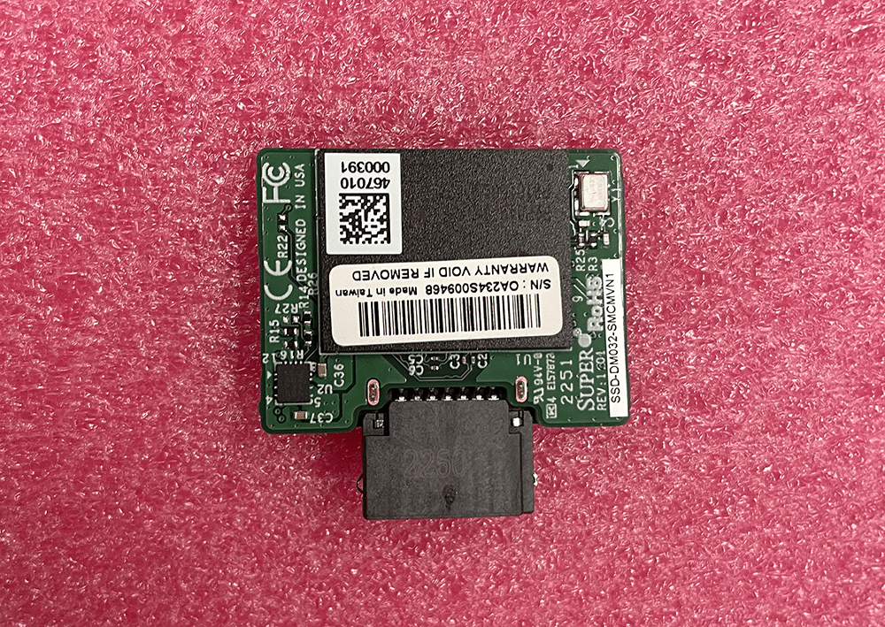 32 GB SATA-DOM from Supermicro (Back)